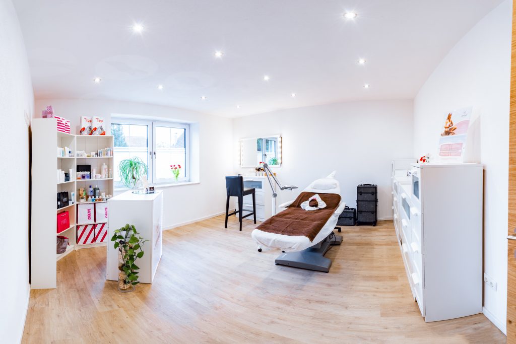 Mein Kosmetikstudio auszeit in Bissingen-Göllingen